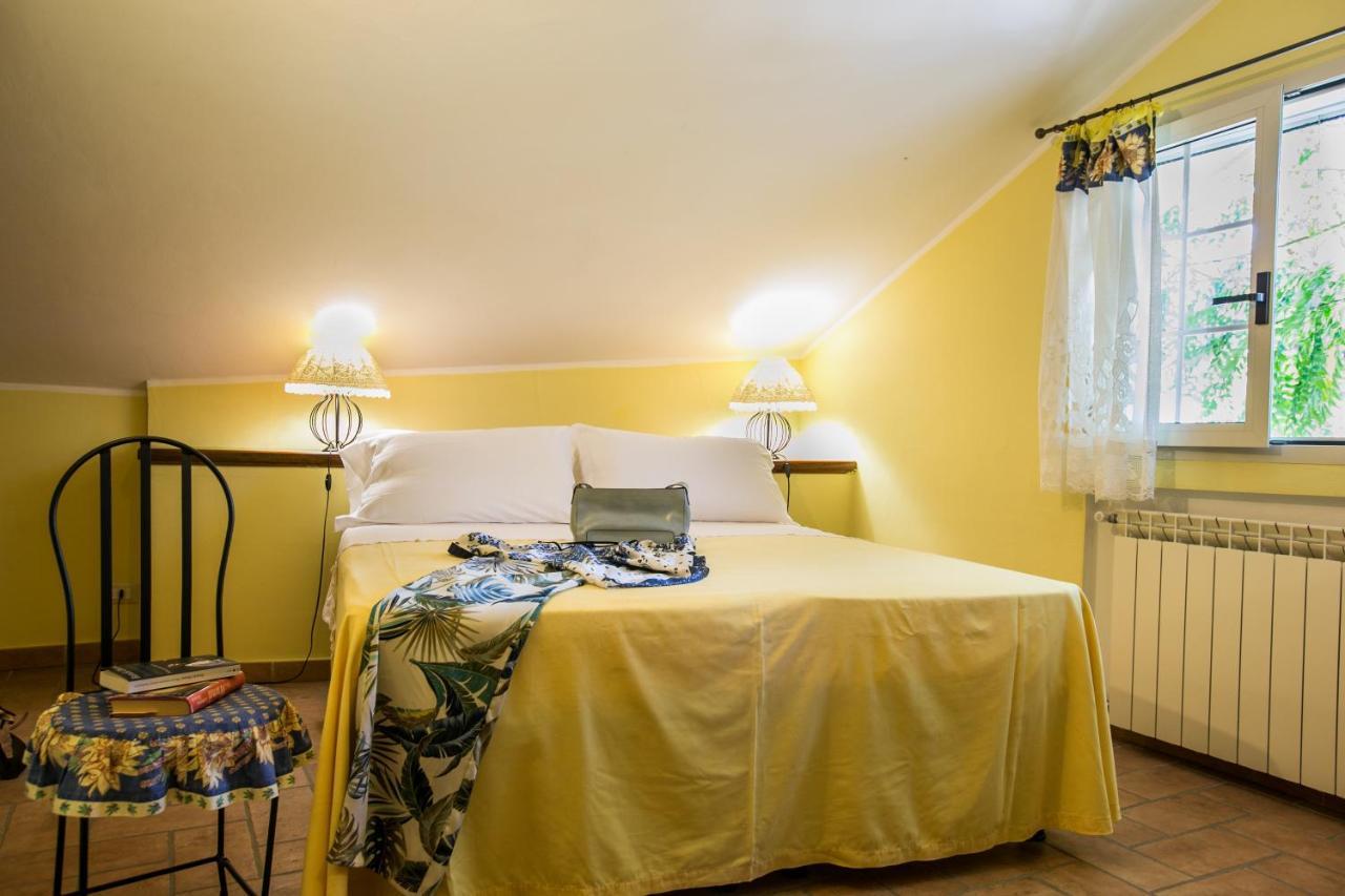 Le Raganelle Hotel Oneglia Kültér fotó