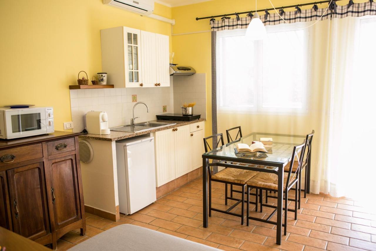 Le Raganelle Hotel Oneglia Kültér fotó