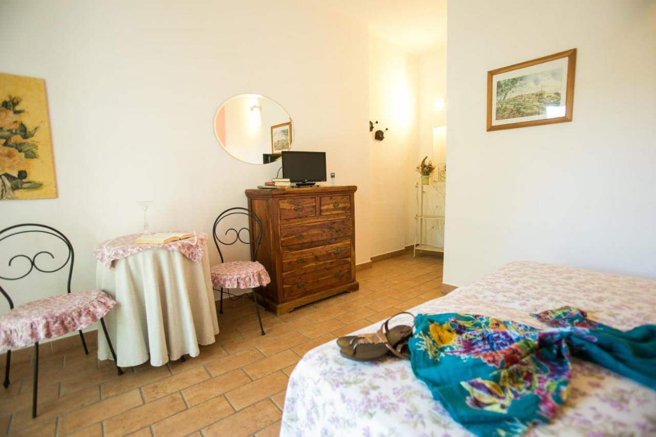 Le Raganelle Hotel Oneglia Kültér fotó