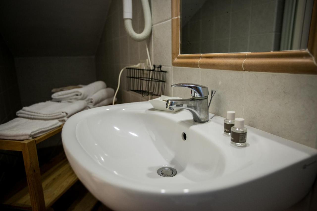 Le Raganelle Hotel Oneglia Kültér fotó